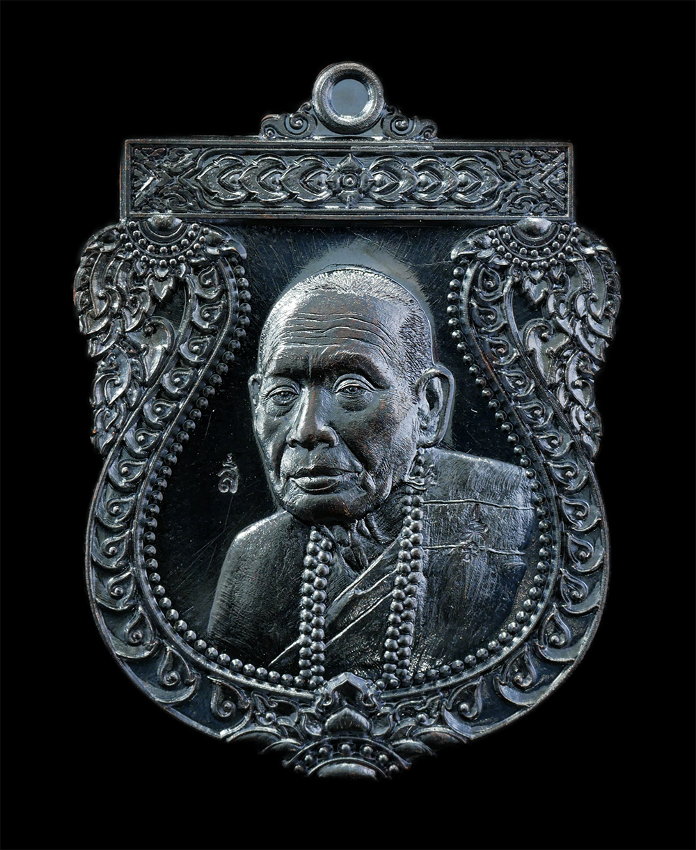 25Sep24 (17)p.jpg - เหรียญเสมาหัวตัด .38 กระสุนคต หลวงปู่บุญสม สมาจาโร ที่พักสงฆ์ร่มโพธิ์ทอง อ.บ่อทอง จ.ชลบุรี ปี2561 เนื้อทองแดงรมดำ ตอกโค๊ต หมายเลขสวย ๓๗๐๐ พระสวย มวลสา [..] | https://kamulet.in.th